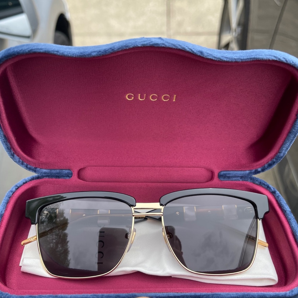 Gucci sunglasses